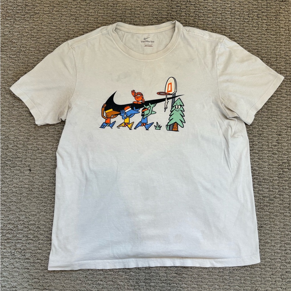 The Nike Tee Graphic T-Shirt